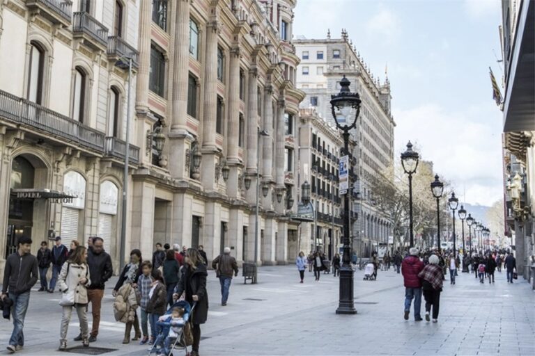 Paseo de Gracia . Portal de l’Angel