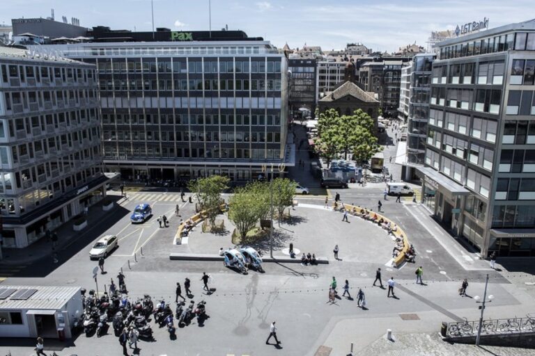 Rue du Rhône