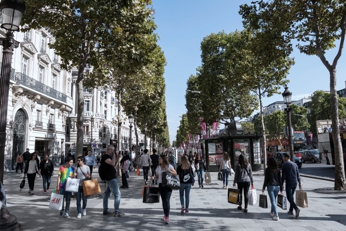 Avenue des Champs-Elysées